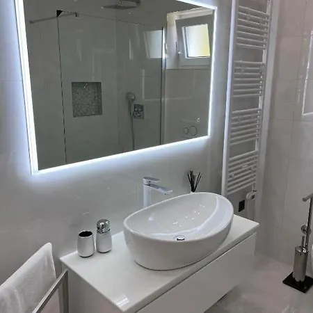 Διαμέρισμα Palm Tree